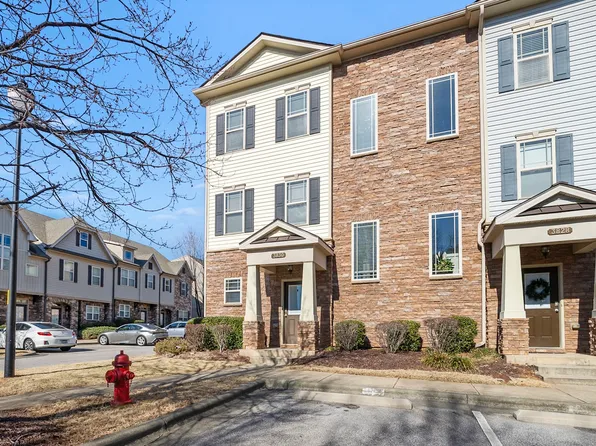 3830 Amelia Park Dr, Raleigh, NC 27606