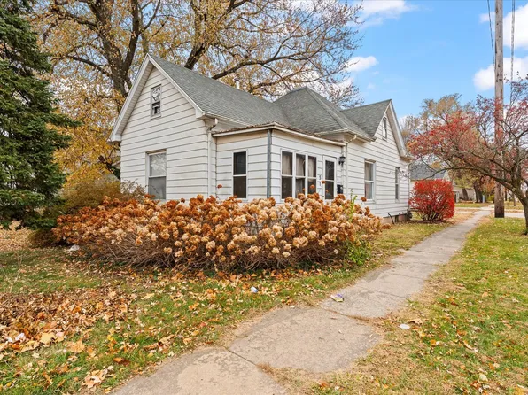 51 E Bradley Ave, Champaign, IL 61820