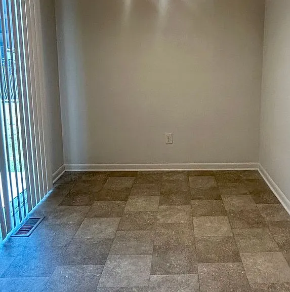 2640 4th St NE — Photo 5
