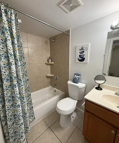 6251 N 48th Ave #4 — Photo 14