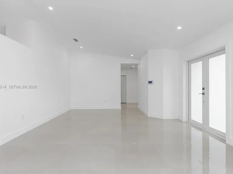 1938 SW 137th Ct — Photo 11
