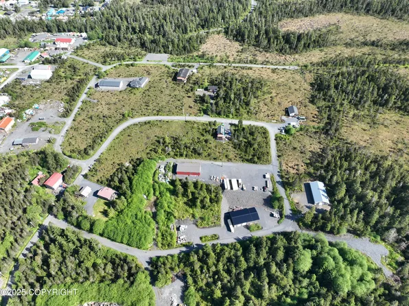 115 Arness Heights Dr, Petersburg, AK 99833