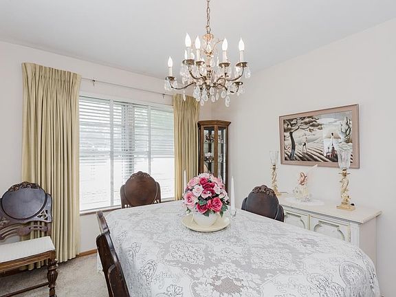 5th image of 59 Buckley Meadows Dr