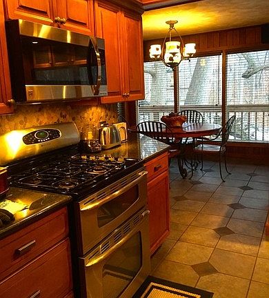 5th image of 36W450 Hickory Hollow Dr