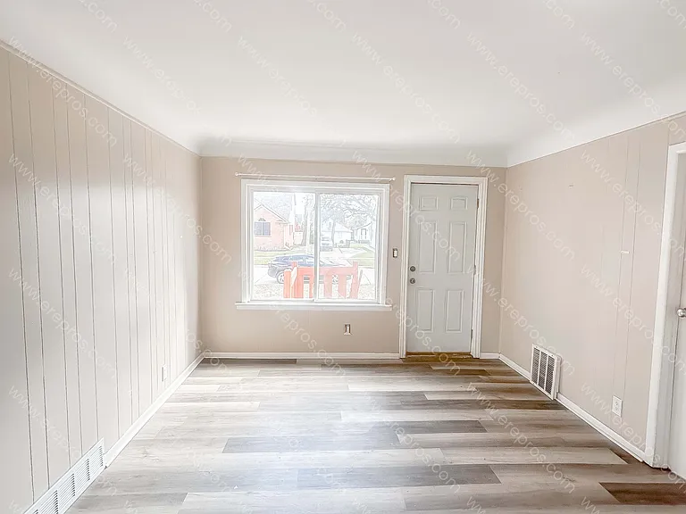 1578 Chestnut St #1 — Photo 2