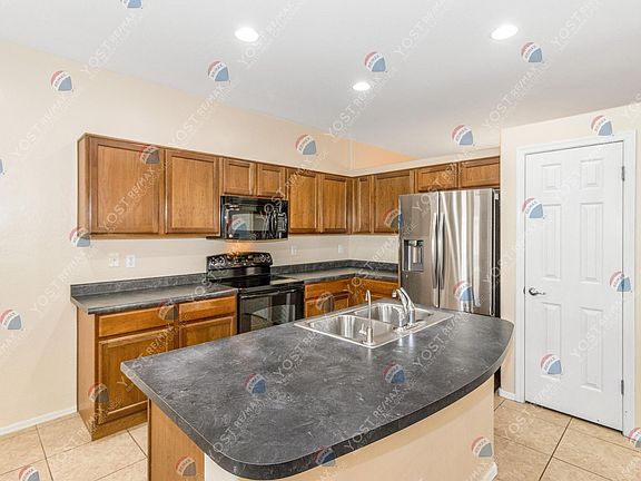 4th image of 254 W Seven Seas Dr