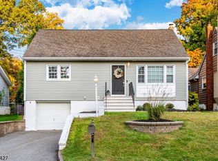 138 Linden Rd, Wayne, NJ 07470