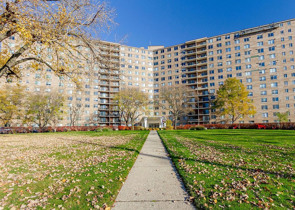 1st image of 7141 N Kedzie Ave APT 1402