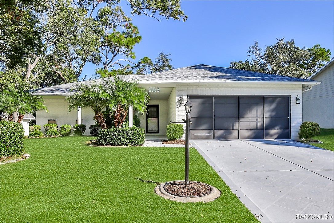 2692 Royal Ridge Dr, Spring Hill, FL 34606 | Zillow