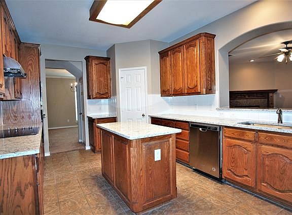 5th image of 5507 Norfolk Ln