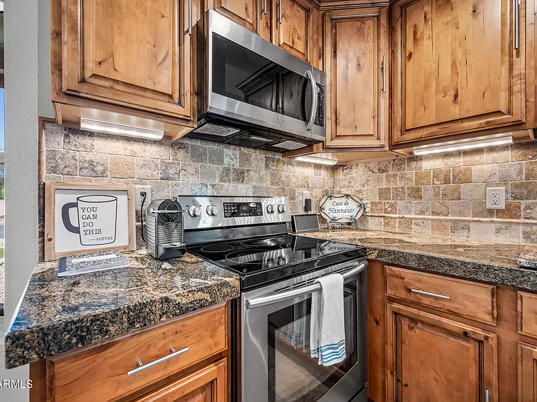 3659 W Elgin St — Photo 19