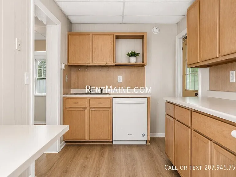 38 Jefferson St #1 — Photo 7