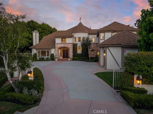25472 Rapid Falls Rd, Laguna Hills, CA 92653