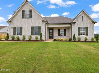 626 Wells Dr, Hernando, MS 38632
