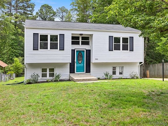 2nd image of 9443 Lost Forest Dr
