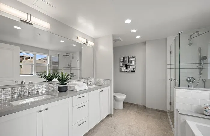 555 Front St #555 — Photo 16