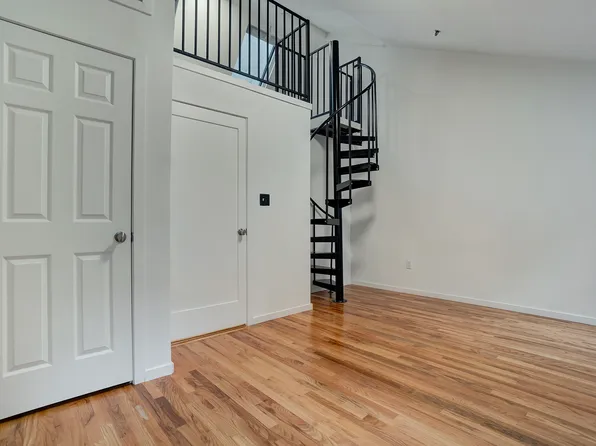 114 East 28th Street image 1 of 10