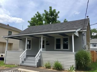 425 Sycamore Ave, Croydon, PA 19021