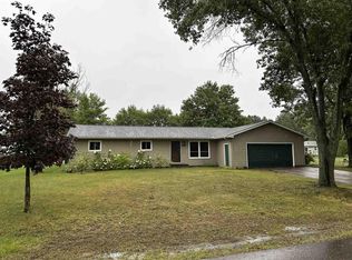9042 Wagonwheel Dr, Nekoosa, WI 54457