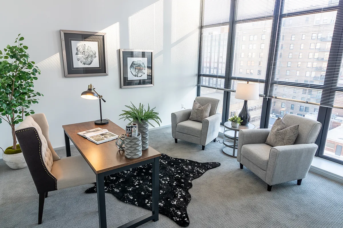 2nd bedroom can be an office - Front Page Lofts