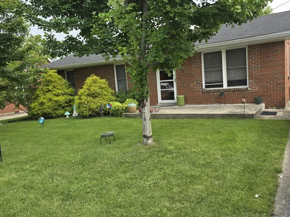 503 Pinewood Dr, Nicholasville, KY 40356