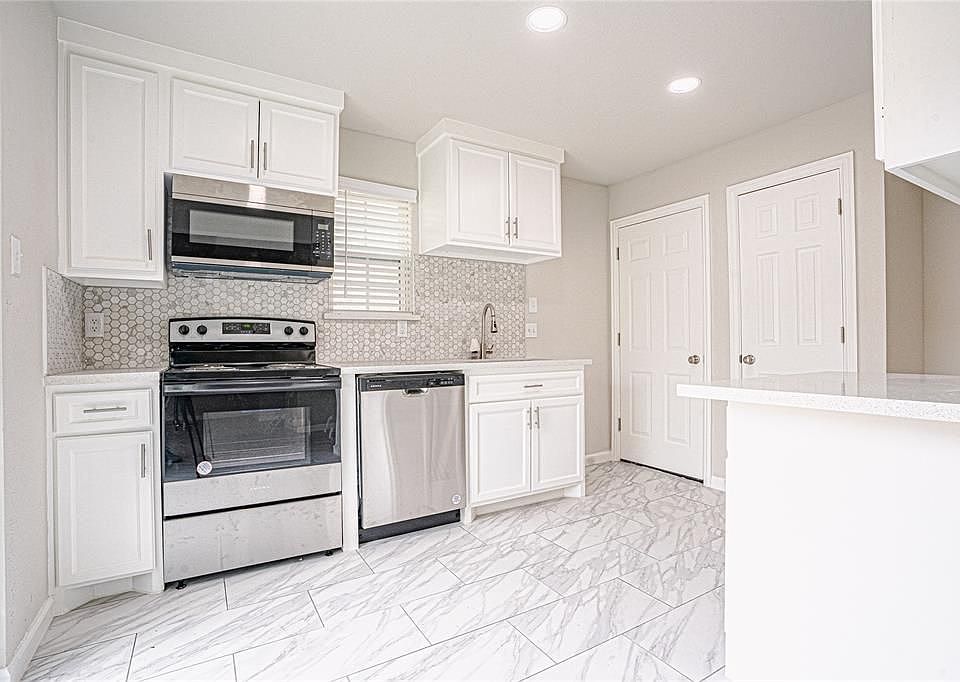 1st image of 10253 Bridgeland Ln
