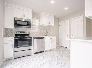 10253 Bridgeland Ln, Houston, TX 77041