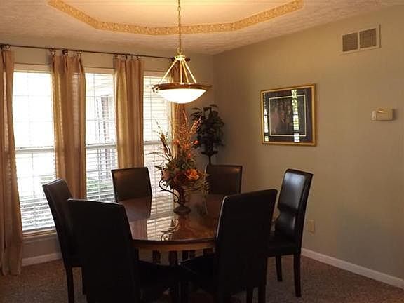 4th image of 785 Hamlin Dr