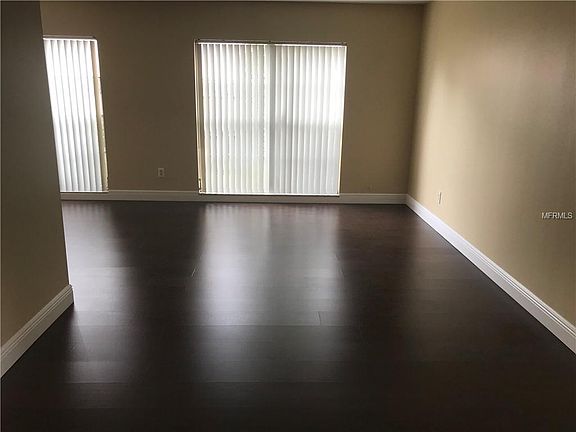 4th image of 6812 Twelve Oaks Blvd