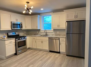 81 Yorkshire St FLOOR 1, Providence, RI 02908