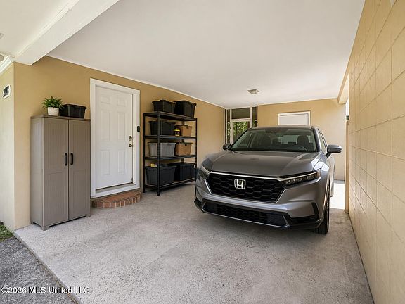 5th image of 2128 Ames St