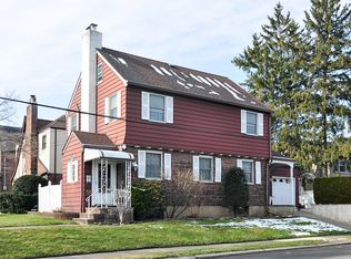 2 New Brier Ln, Clifton, NJ 07012
