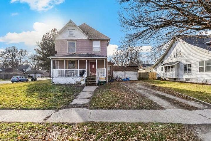 2nd image of 601 8th Ave