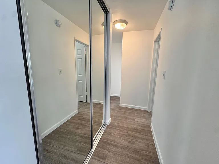 10770 Lawler St — Photo 11