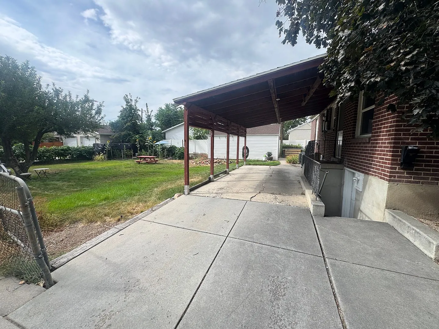 Basement apartment in SLC! — Photo 2