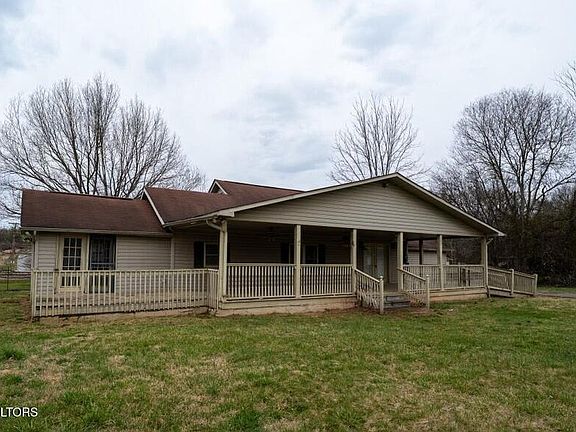 3rd image of 7011 Shell Ln