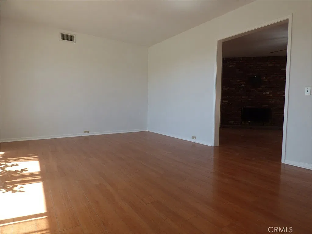 2 bed, 1448 sqft, $3,250 — Photo 2