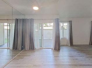 22107 Burbank Blvd UNIT 1, Woodland Hills, CA 91367