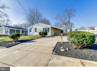 214 Cardinal Ln, Mount Holly, NJ 08060