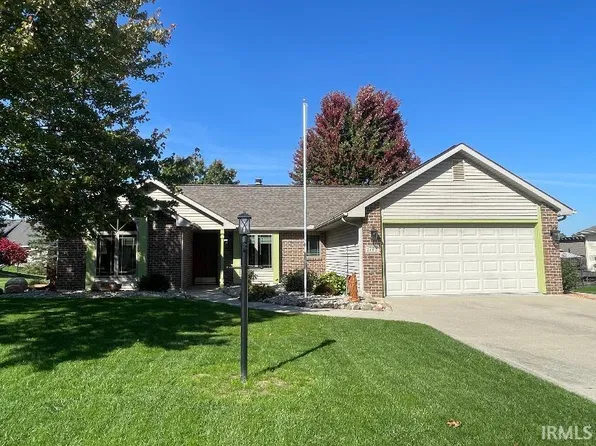 1773 E Ravenwood Ln, Columbia City, IN 46725