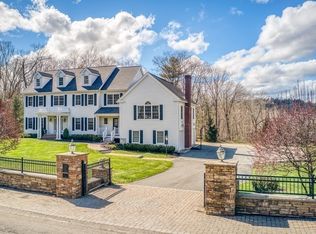 410 Great Pond Rd, North Andover, MA 01845