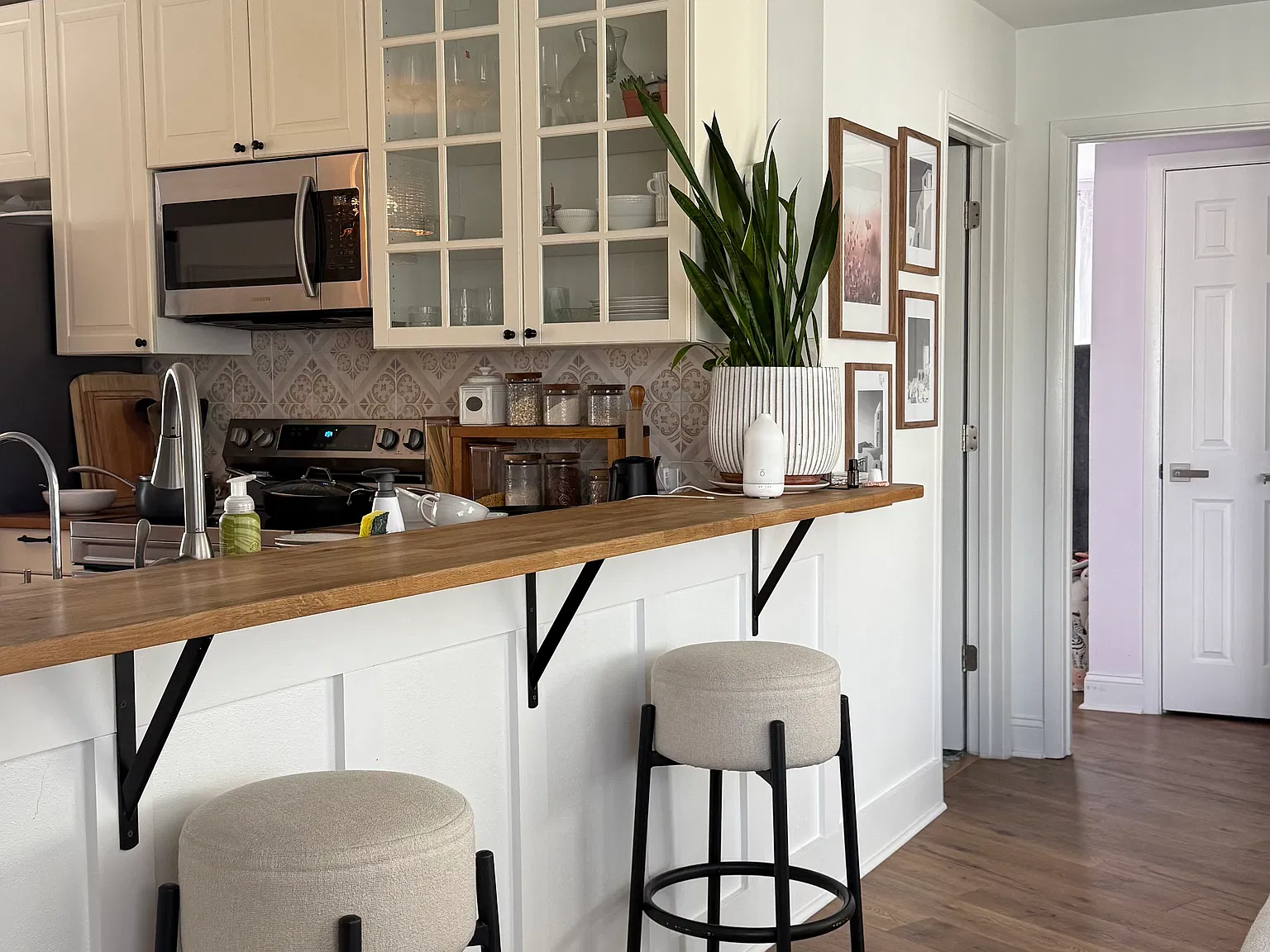 2 bed, 964 sqft, $2,200 — Photo 4