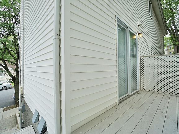4th image of 60 Oswego St