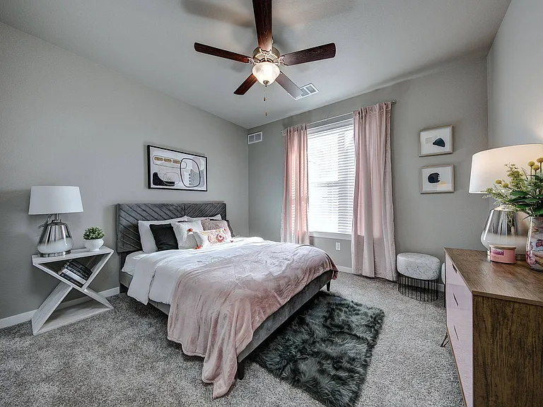 The Bend at Highland Meadows — Photo 16