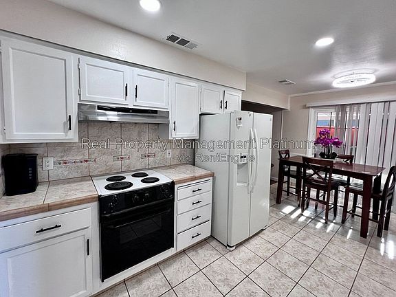 4th image of 106 Rialto Ave