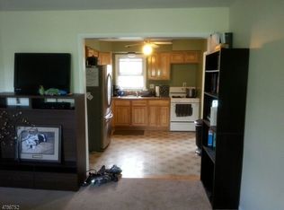 1213 Robert St, Union, NJ 07083