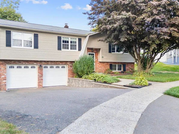 30 Woodridge Road, West Haven, CT 06516