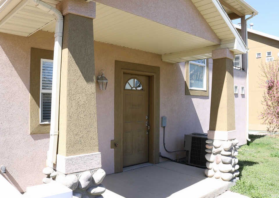 1st image of 434 N Hodges Ln #13