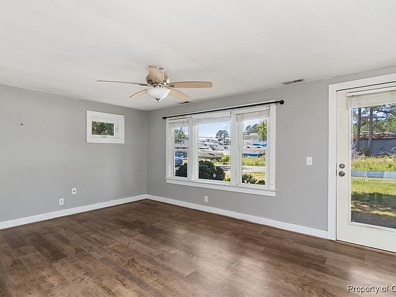 3rd image of 67 Marina Dr
