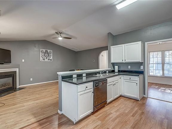 3rd image of 1408 Almondberry Pl